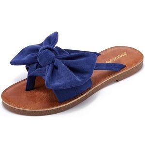 Fisace Womens Slip on Flip Flops Ring Toe Strappy Summer Gladiator Flat Sandals